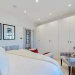Апартаменты Hayy Grand 3-bedroom Харрогейт