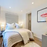 Hayy Grand 3-bedroom Апартаменты *